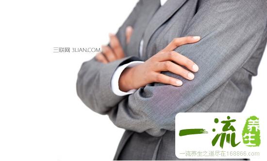 哪些舒服的动作影响健康_5个常见动作很伤身