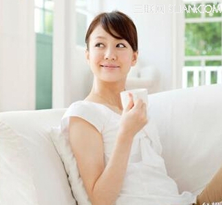 秋季养胃做好两个四就可以