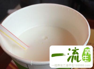 这种牛奶加热后饮用堪比剧毒