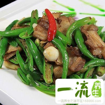 青椒炒肉片 香辣小炒肉在家就能做