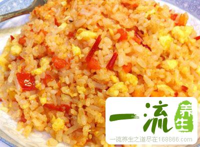 西红柿鸡蛋炒饭 做法很简单