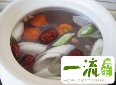 吃什么补血 四款养生汤食谱帮你补血养颜