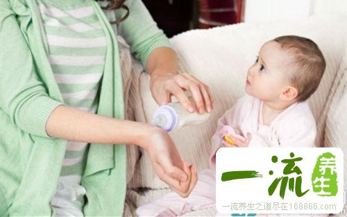 新手爸妈你们真的会冲奶粉吗？不信你来看