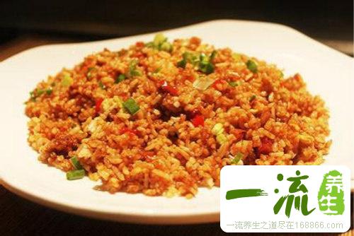 肉炒饭的做法