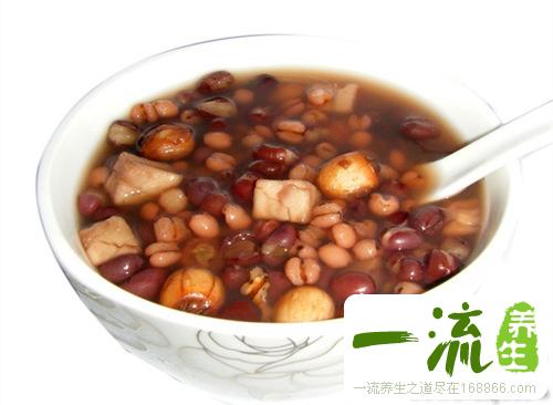 蕙米茯苓粥
