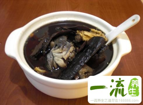 女人喝补血汤气色红润万人迷