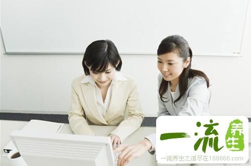 单身女人最诱惑男人的9种行为