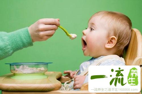 宝宝几个月添加辅食