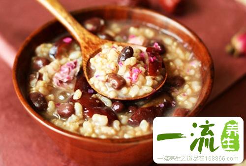 体毒堆积让女人老的快 6种食物排毒效果好