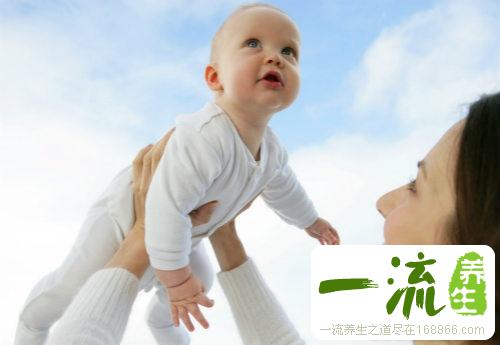 宝宝拉泡沫