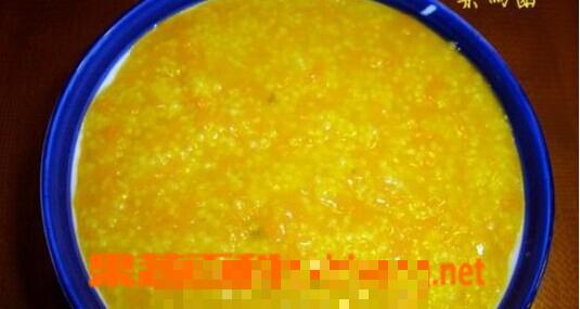 南瓜小米粥的材料和做法步骤