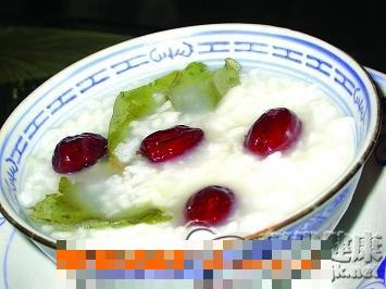 大枣粥的功效
