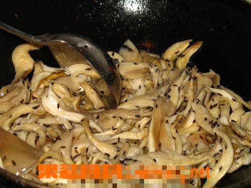 怎么做孜然蘑菇 孜然蘑菇的材料和做法步骤