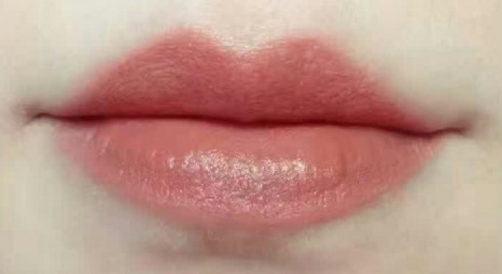 欧莱雅唇釉407是什么颜色 欧莱雅唇釉407和401哪个好看
