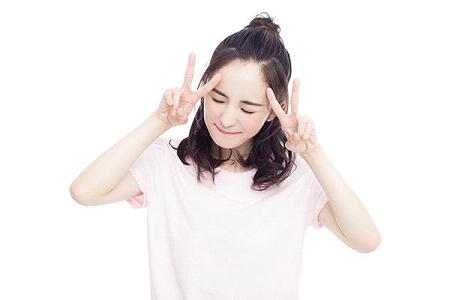 杨幂微博被怼头发开叉 头发分叉护理小窍门
