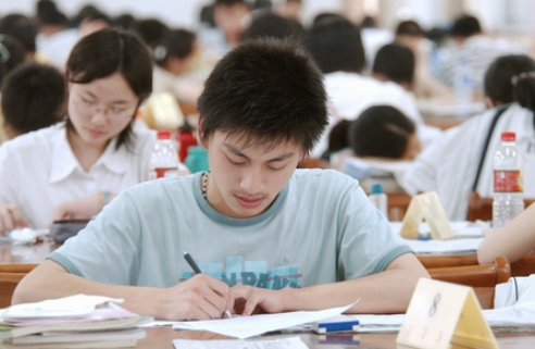 高考不能穿胸罩吗 高考不能穿什么衣服