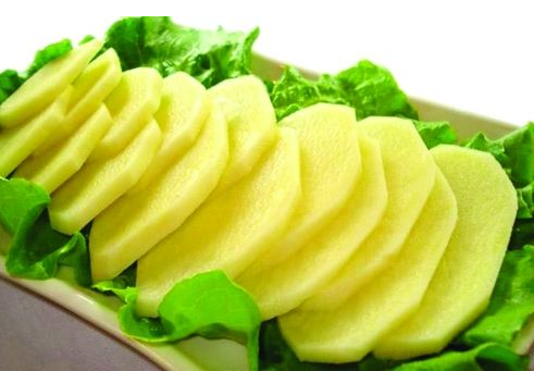 土豆皮发绿能吃吗 吃变绿的土豆有哪些危害