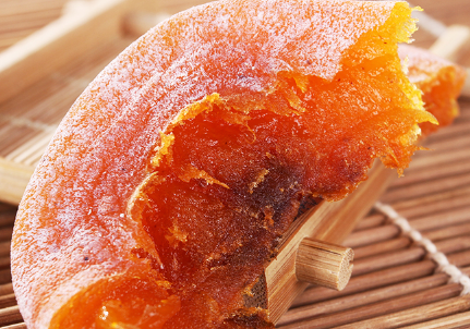 柿饼一天最多吃几个 干柿饼吃多了会怎样
