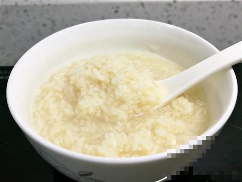 醪糟（米酒）的营养与功效及食用好处