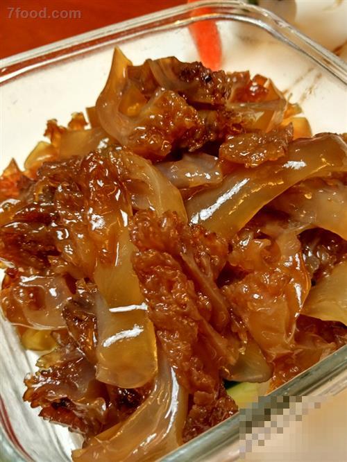 海蜇不能和什么一起吃 海蜇的营养功效与禁忌
