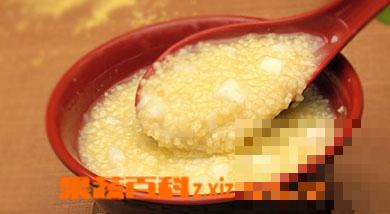 小米山药粥的材料和做法 小米山药粥的营养功效 小米山药粥的材料和做法 小米山药粥的营养功效