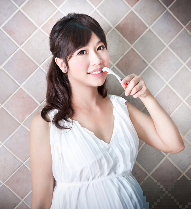 孕妇牙龈出血严重是怎么回事 孕妇牙龈出血会影响胎儿吗 孕妇牙龈出血严重是怎么回事 孕妇牙龈出血会影响胎儿吗